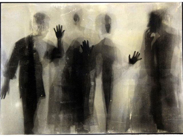 Nikos-Kessanlis-no-082-liquid-emulsion-on-canvas-133-x-183-cm